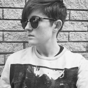 Meet your Posher, Becca